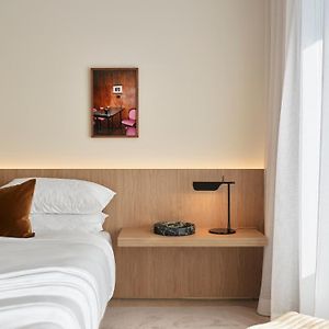 Standard Courtyard Room